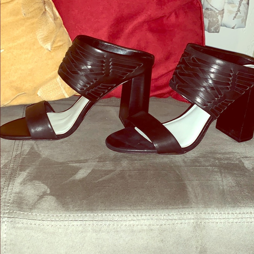 1.State Black Block Heel Woven Sandal/Mule